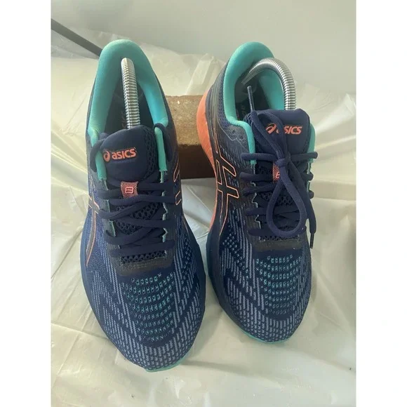 Women's GT-2000 8 Trail Running/Training Tennis Shoes-Size‎ 9.5-Excellent Cond.